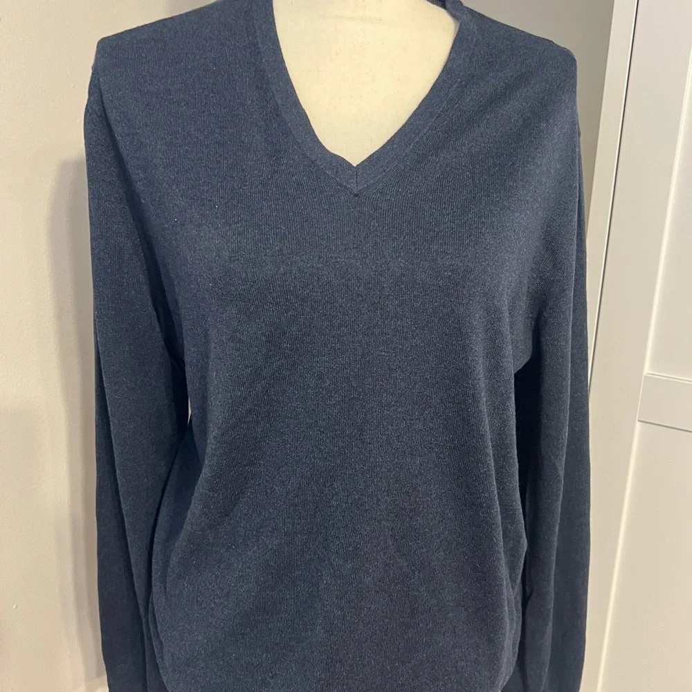 Banana Republic Charcoal V-Neck Sweater